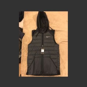 Nike Puffer Vest - Black - Small